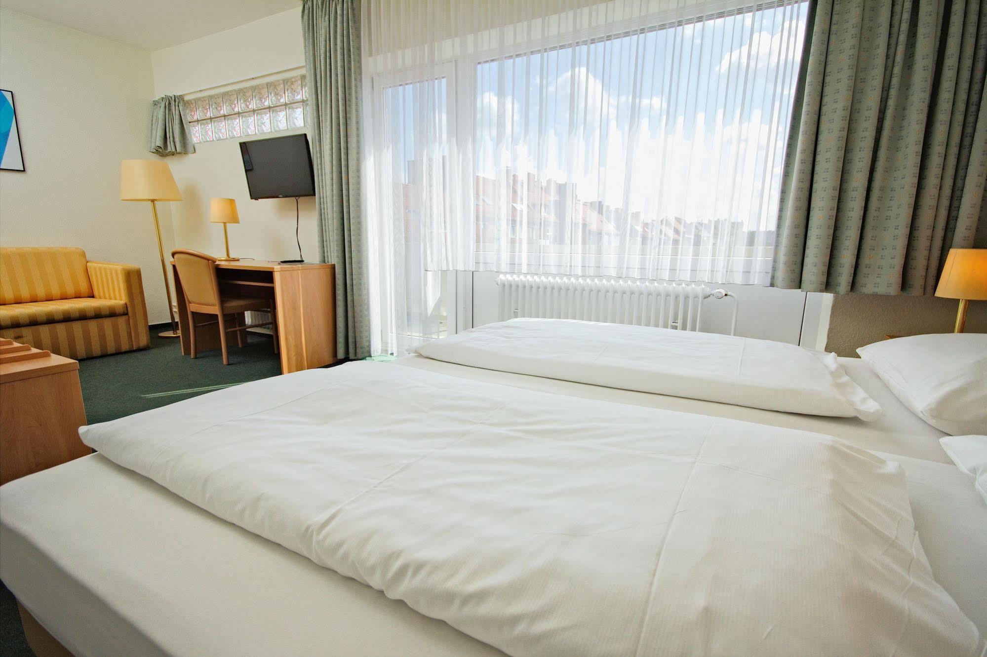 Hotel Wiking Кіль Екстер'єр фото