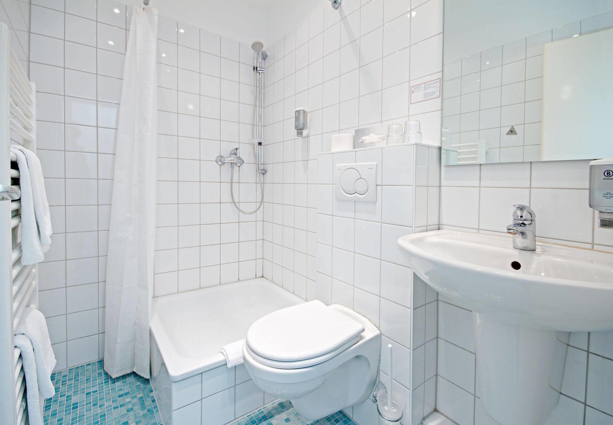Hotel Wiking Кіль Екстер'єр фото